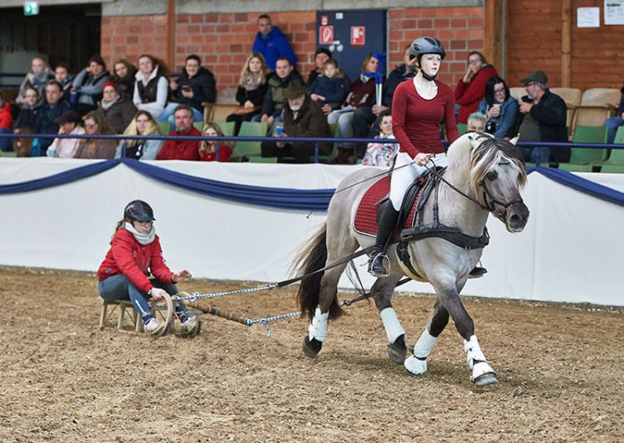 Sarah Schmidt und Ilmar sorgten für Schlittengaudi