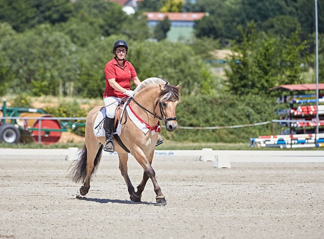 2023MueckePonyJub0022