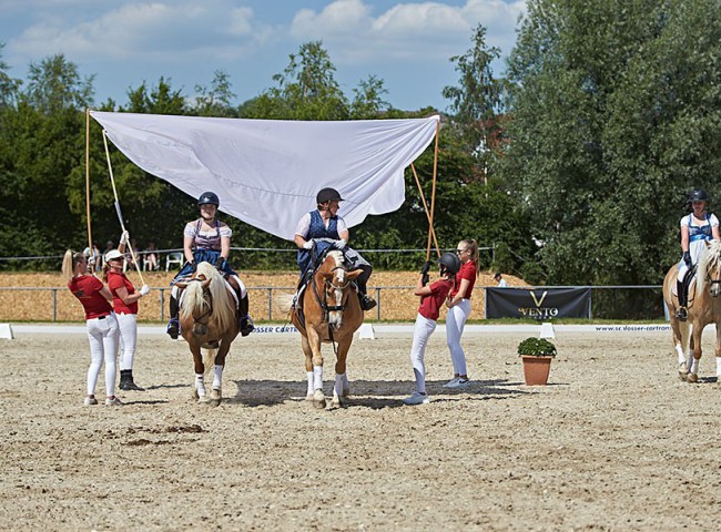 2023MueckePonyJub0122