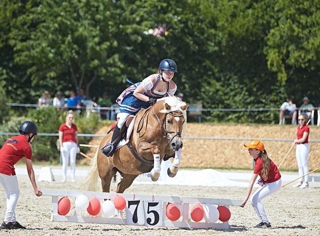 2023MueckePonyJub0123