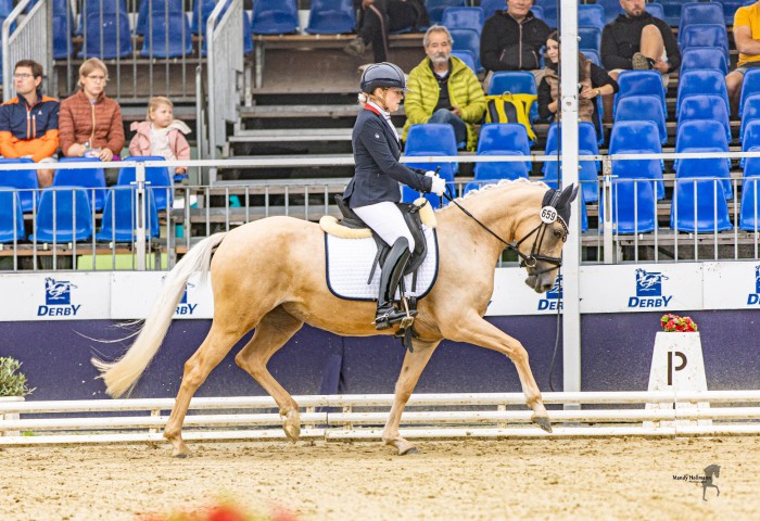 RM Roségold mit Wencke Kraus. Foto: Mandy Hollmann